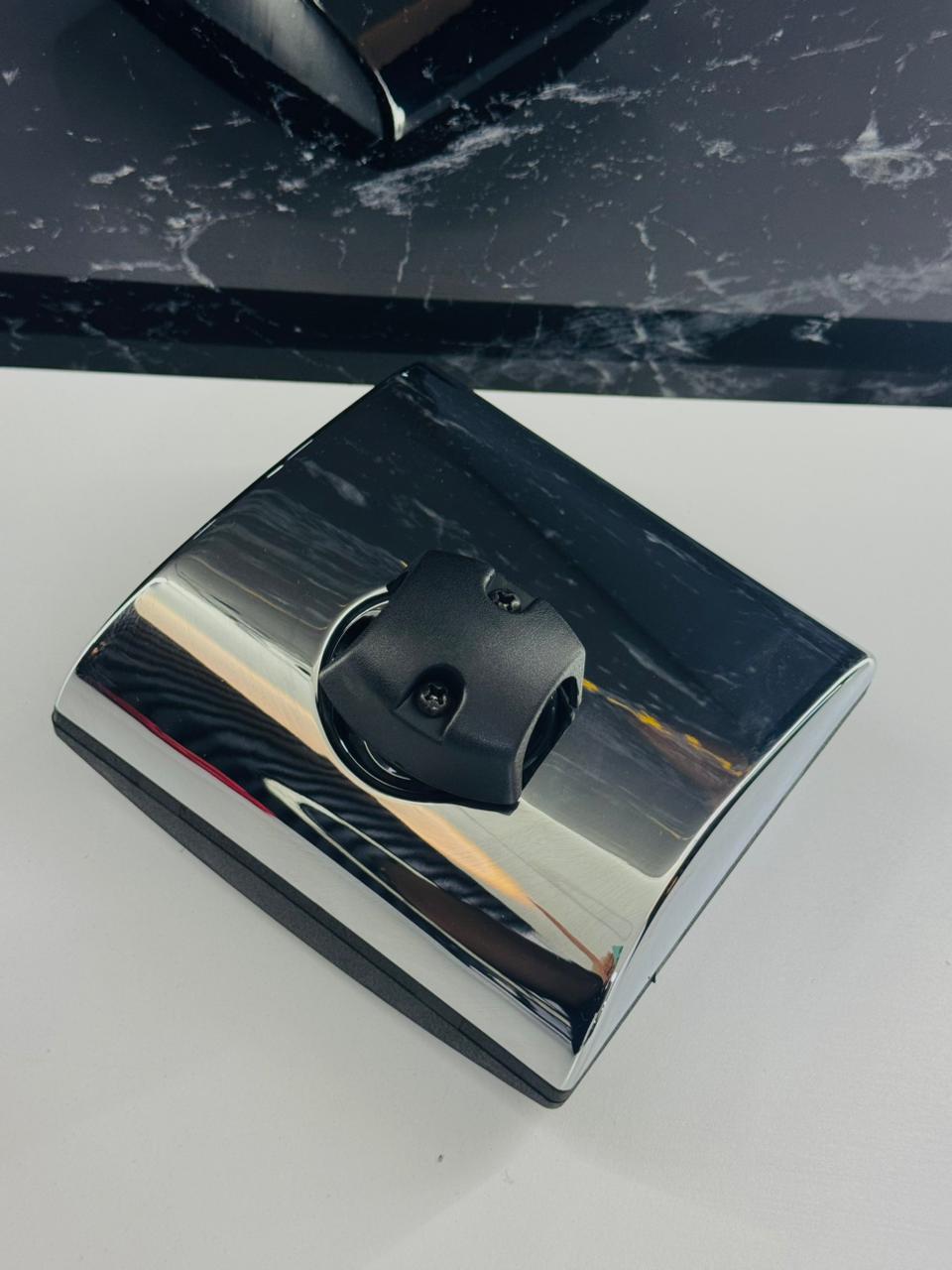 Espejo y accesorio para vehículo - modelo 01